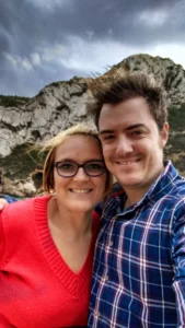 Jero y Agnes en playa Granadella