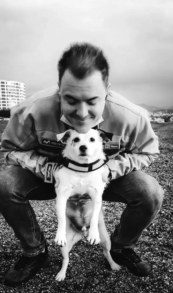 Jero con Coquito en la playa